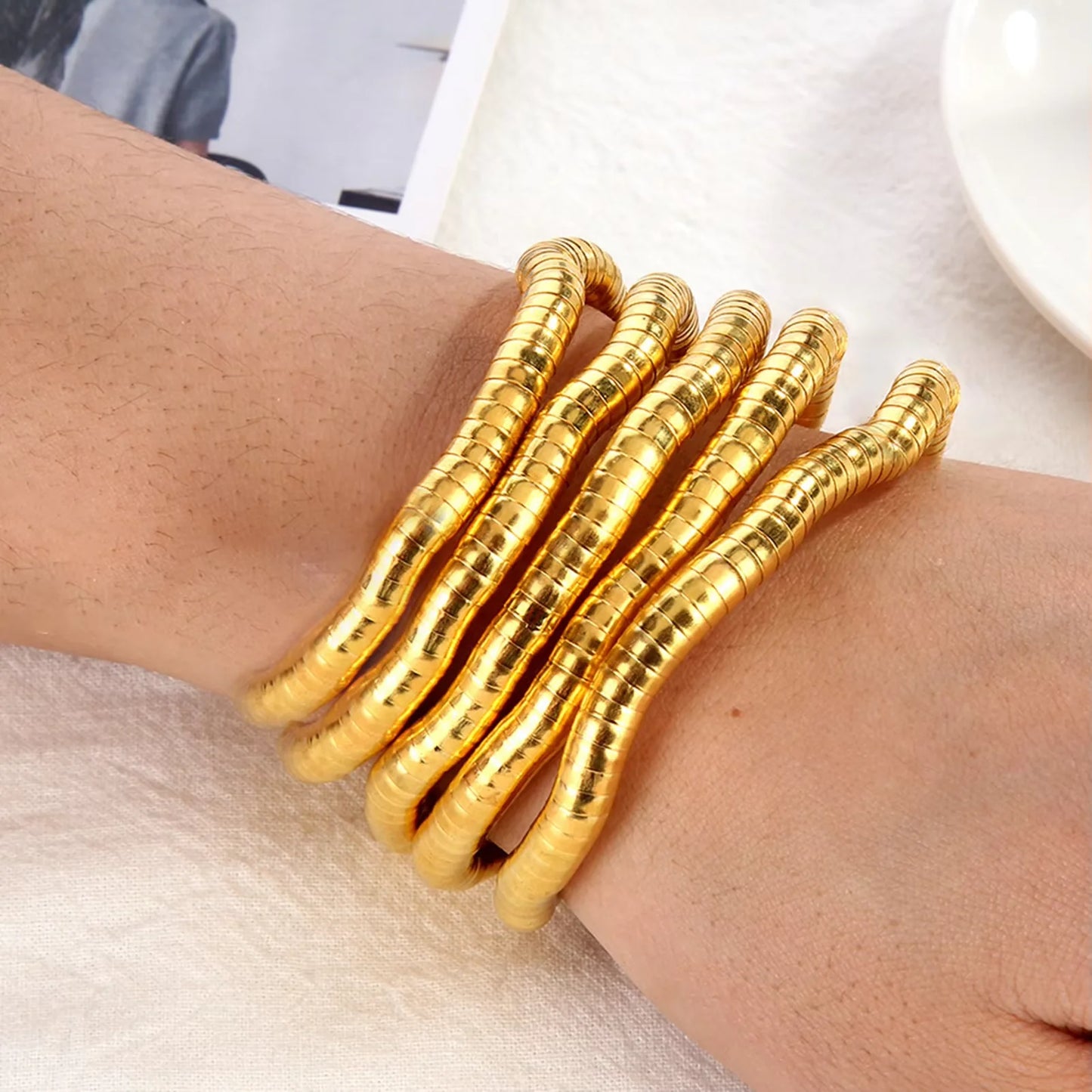 Le Twist Necklace